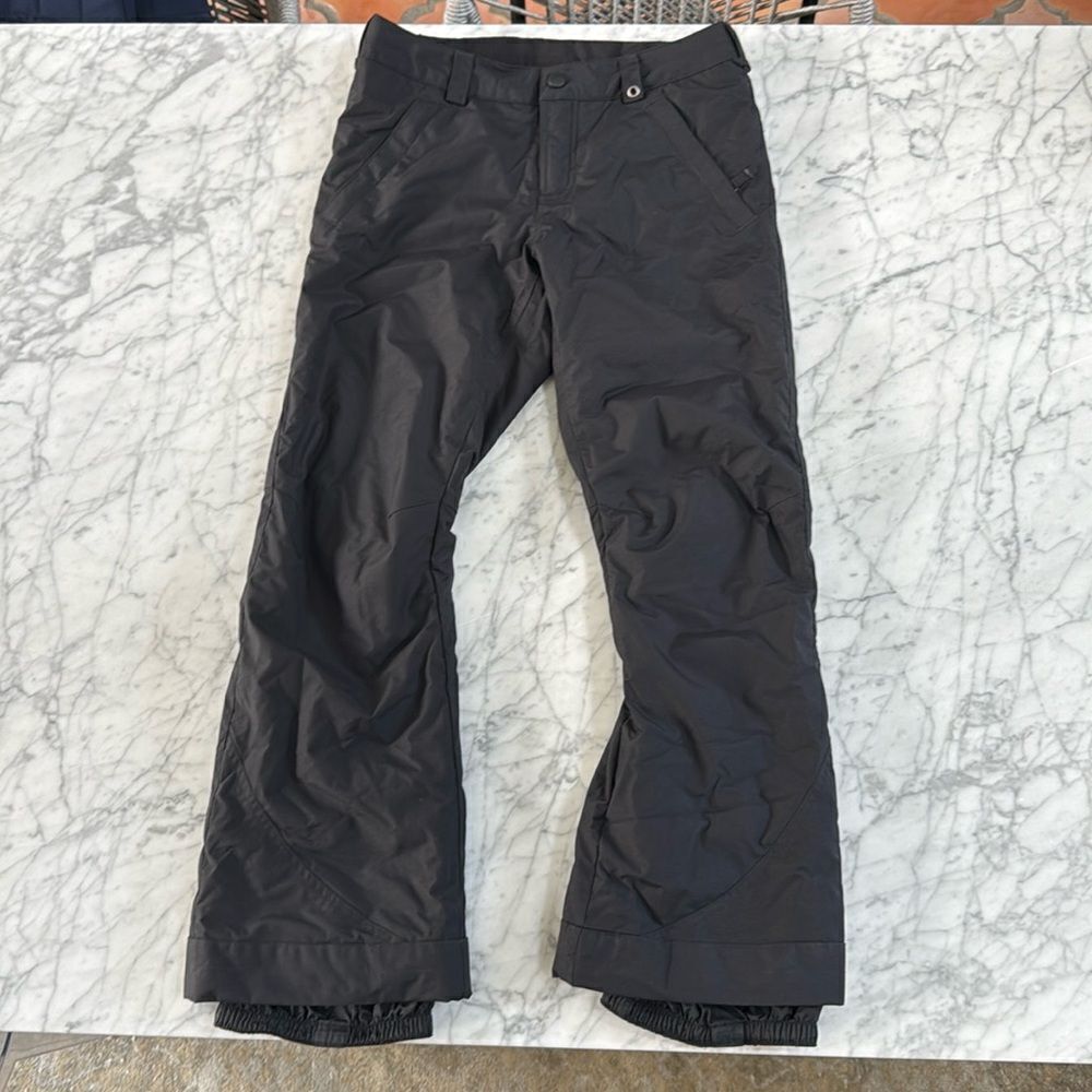 Burton Dryride snowboard pants in black. Girls Sweetart Pant size XL Sz 18